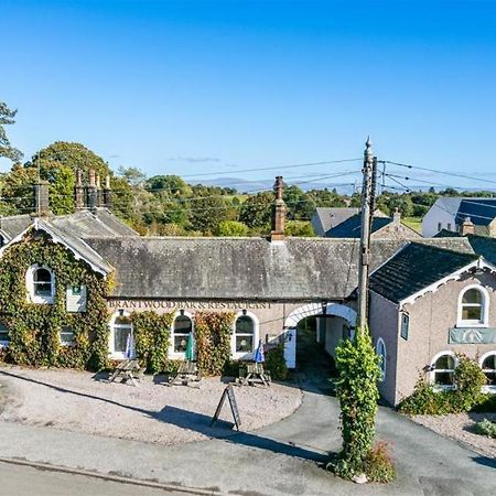 The Brantwood Hotel Penrith Dış mekan fotoğraf